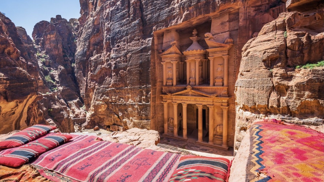 Petra - miasto wykute w skale